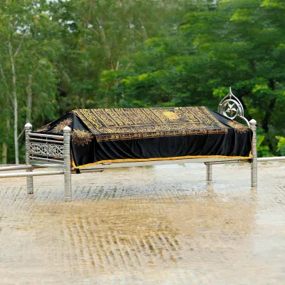 খাটিয়া গিলাফ কালো (কালেমাখচিত)